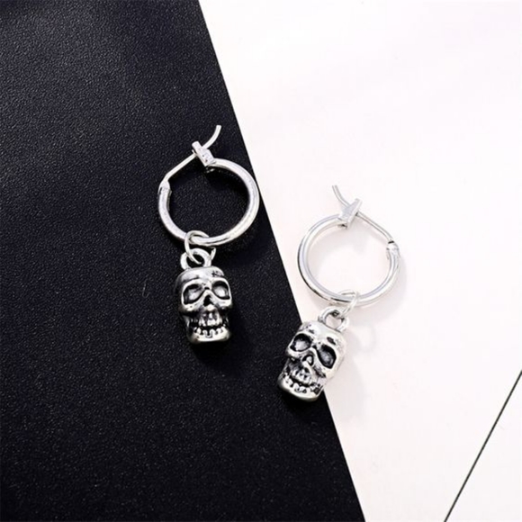Silver Punk Goth Skull Pendent Earrings - Picture 3 of 4